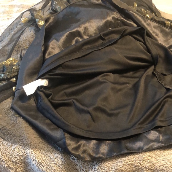 Hailey Logan Tulle Mini Dress Black w/Gold pattern, sweetheart neckline sz 2 - Picture 10 of 16